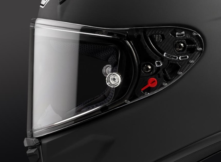 Shoei X-SPR Pro Motorcycle Helmet Features 6