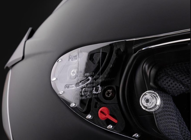 Shoei X-SPR Pro Motorcycle Helmet Features 7